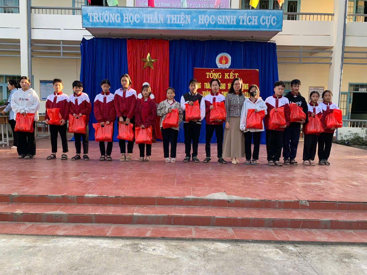 DUY TRÌ HIỆU QUẢ PHONG TRÀO KHUYẾN HỌC, KHUYẾN TÀI TRONG NHÀ TRƯỜNG