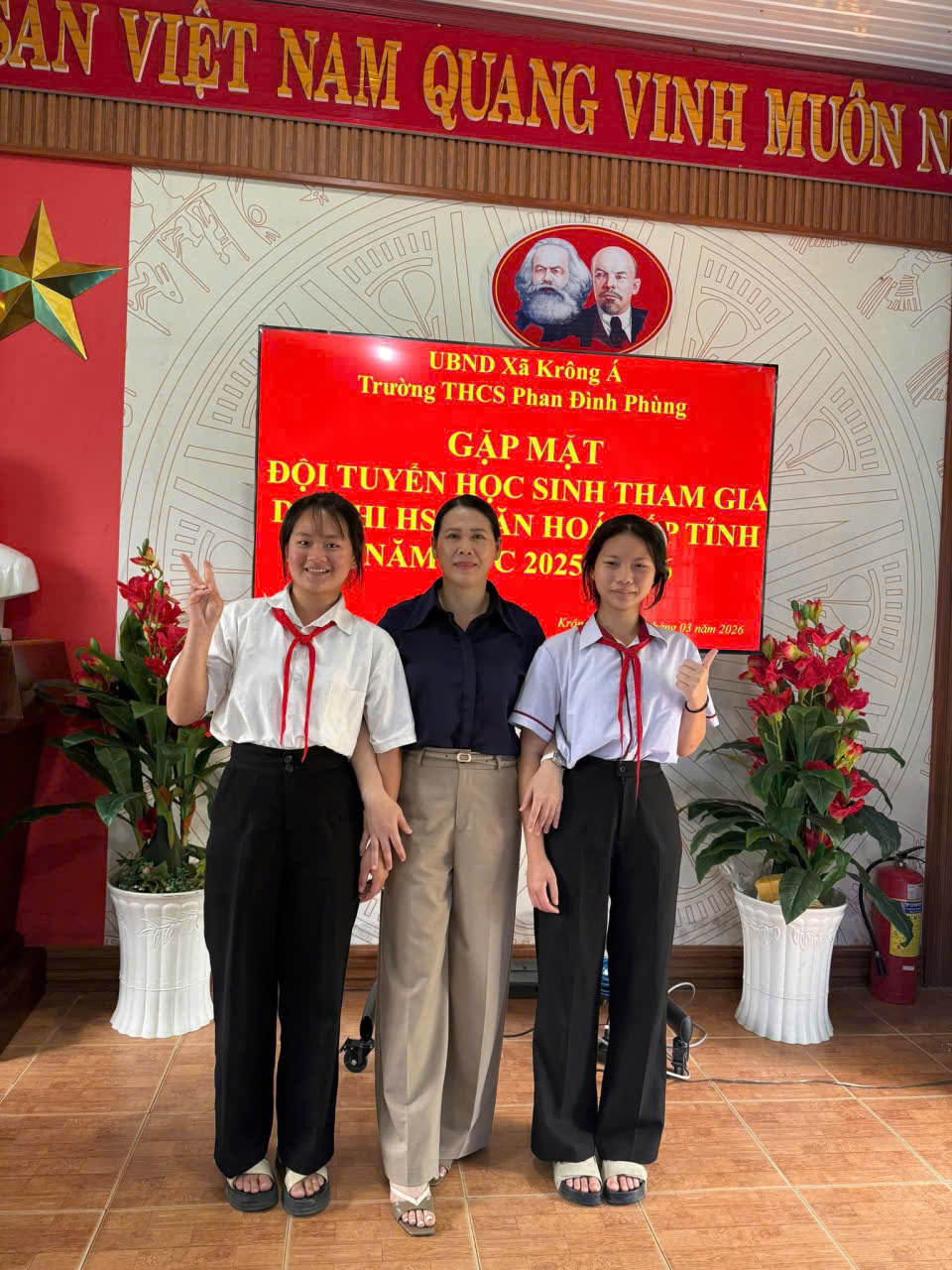 Buổi gặp mặt giữa BGH, Thầy cô bộ môn với các em HS tham gia thi HSG văn hóa lớp 9