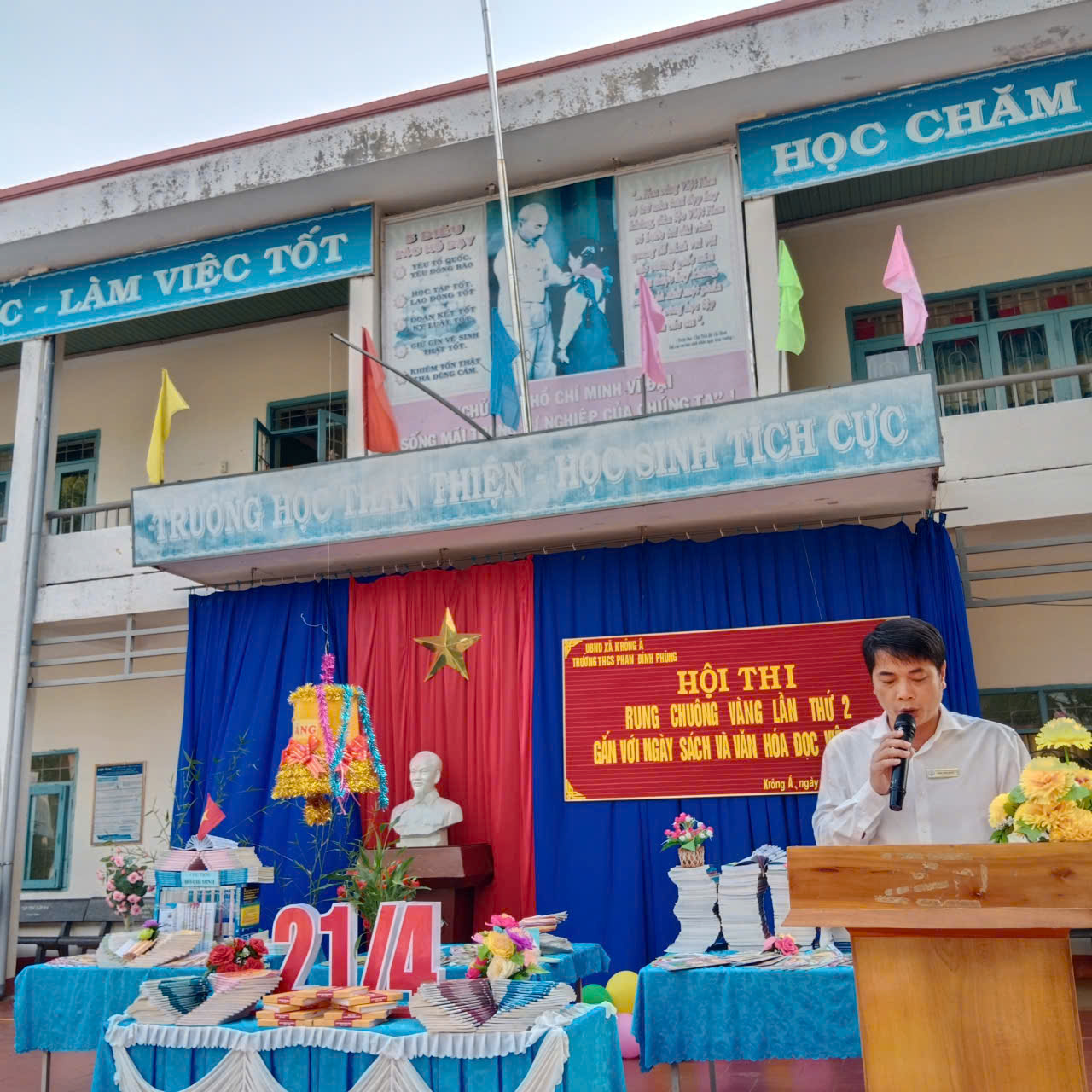 Hội thi rung chuông vàng lần 2 gắn với Ngày sách và Văn hoá đọc Việt Nam năm học 2025-2026